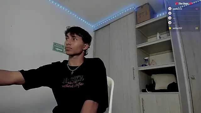 Snapshot of _diegsz_ chatting on 8, 2, 2025 diegsz online show from 8, 2, 2025