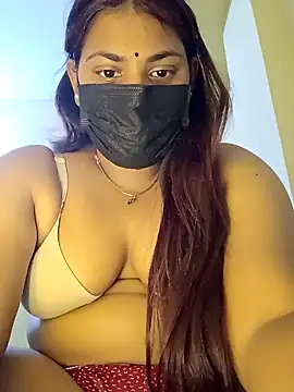 Snapshot of Hotmilfxox chatting on 6, 3, 2025 Hotmilfxox online show from 6, 3, 2025