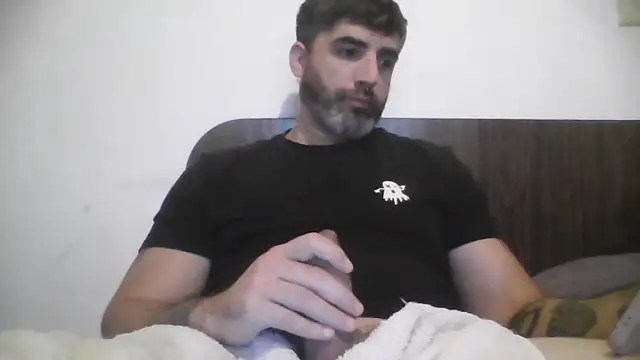 ozzypsico13 online show from 6, 5, 2026