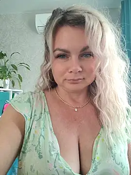 candy queeen online show from 22, 6, 2026