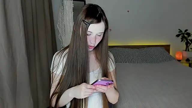Stella Sunny online show from 10, 7, 2026