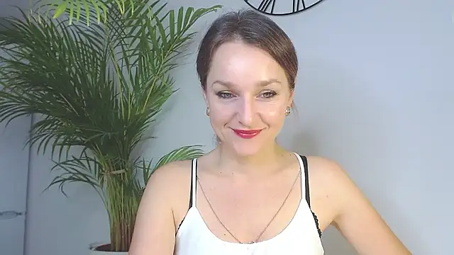 Snapshot of AliciaDesire chatting on 3, 12, 2024 AliciaDesire online show from 3, 12, 2024