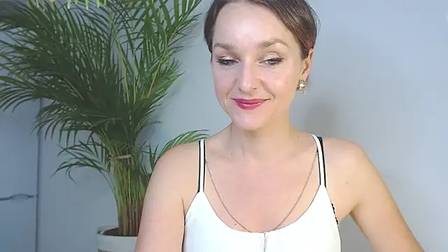 Snapshot of AliciaDesire chatting on 3, 12, 2024 AliciaDesire online show from 3, 12, 2024