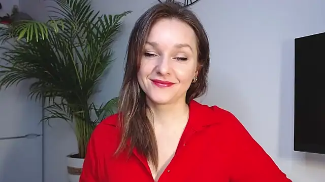 Snapshot of AliciaDesire chatting on 7, 1, 2025 AliciaDesire online show from 7, 1, 2025