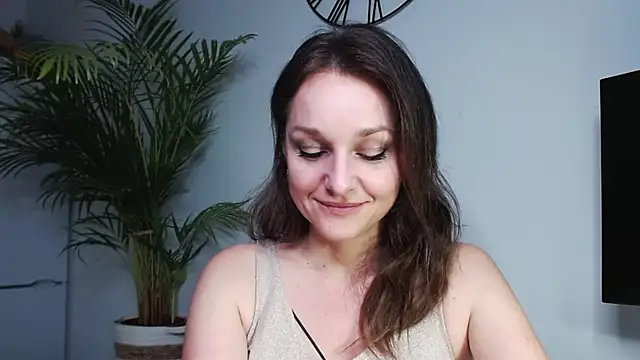 Snapshot of AliciaDesire chatting on 14, 1, 2025 AliciaDesire online show from 14, 1, 2025