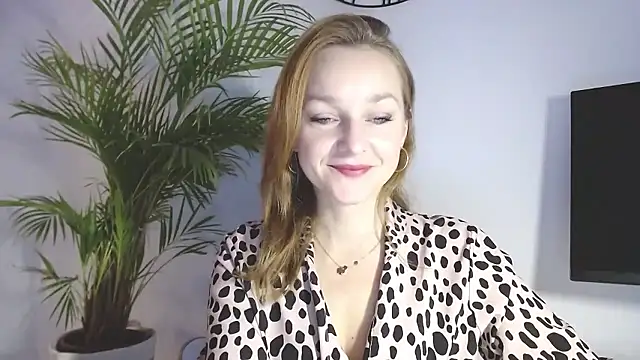 Snapshot of AliciaDesire chatting on 19, 1, 2026 AliciaDesire online show from 19, 1, 2026