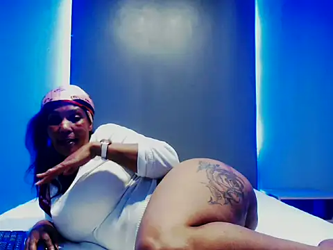 Juicyasss35xx online show from 5, 10, 2025