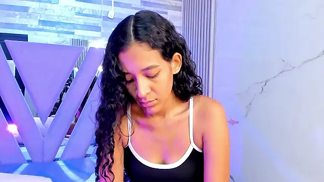 amberr sweett69 online show from 19, 3, 2026