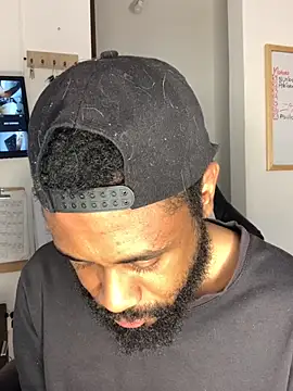 KaelMoreau online show from 11, 10, 2025