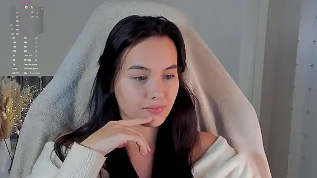 Snapshot of _Sweetie_ chatting on 20, 9, 2025 Sweetie online show from 20, 9, 2025