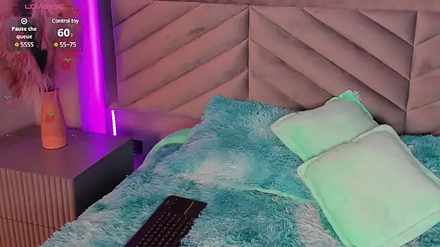 Ary thompson   online show from 26, 12, 2024