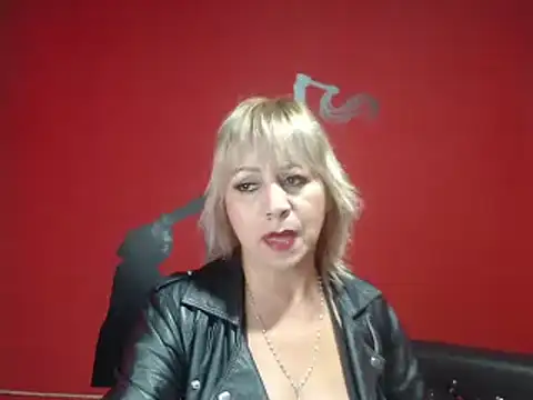Snapshot of KLOE_PIELL chatting on 14, 1, 2025 KLOE PIELL online show from 14, 1, 2025