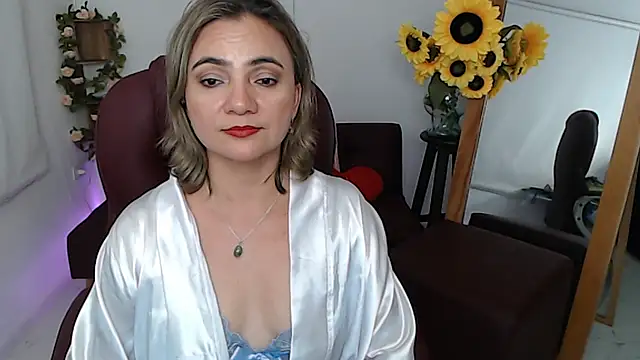 Snapshot of Ghada_milf chatting on 4, 7, 2026 Ghada milf online show from 4, 7, 2026