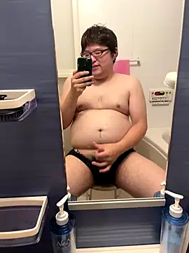 Snapshot of yuuki198912 chatting on 25, 9, 2025 yuuki198912 online show from 25, 9, 2025