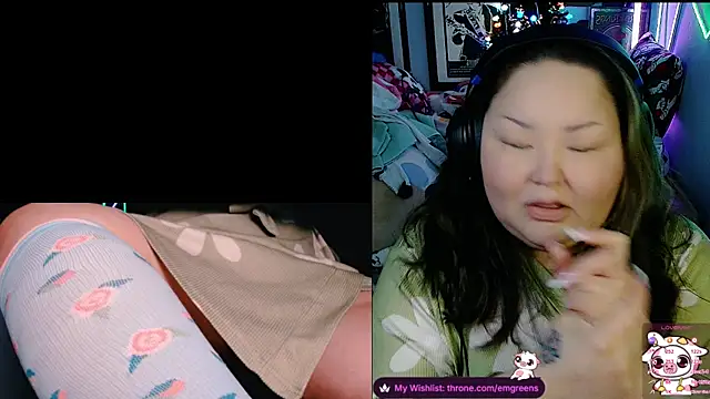 Snapshot of EmGreens chatting on 15, 5, 2026 EmGreens online show from 15, 5, 2026
