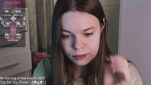 Snapshot of ValBae chatting on 8, 3, 2025 ValBae online show from 8, 3, 2025