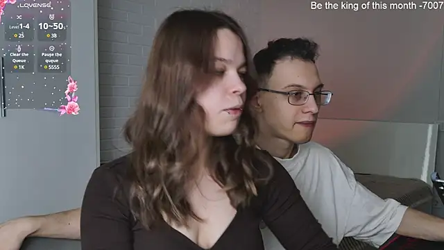 Snapshot of ValBae chatting on 21, 3, 2025 ValBae online show from 21, 3, 2025