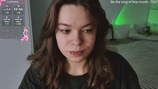 Snapshot of ValBae chatting on 22, 3, 2025 ValBae online show from 22, 3, 2025