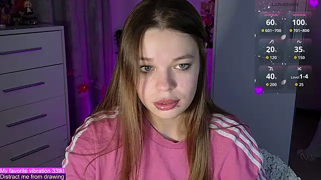 Snapshot of ValBae chatting on 14, 10, 2025 ValBae online show from 14, 10, 2025