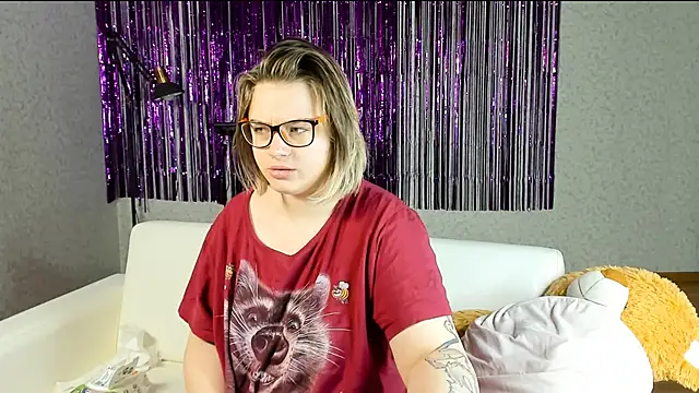 Seductive She Wolf online show from 27, 2, 2025