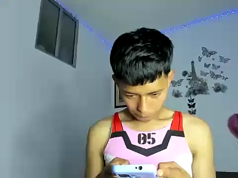 Snapshot of horny_pair chatting on 3, 4, 2026 horny pair online show from 3, 4, 2026