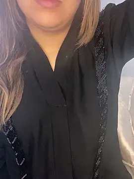 yassminsexy22 online show from 17, 4, 2026