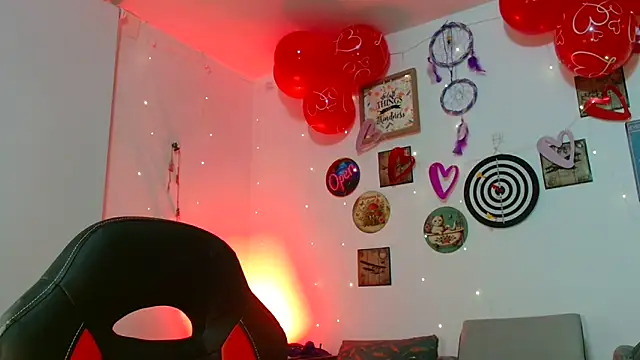 catalinamommyx online show from 10, 2, 2026