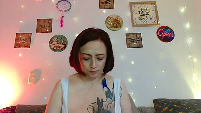 catalinamommyx online show from 14, 7, 2026