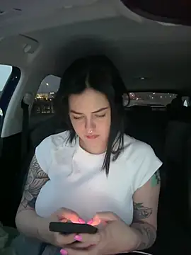 Snapshot of NaomiSquirts chatting on 8, 2, 2025 NaomiSquirts online show from 8, 2, 2025