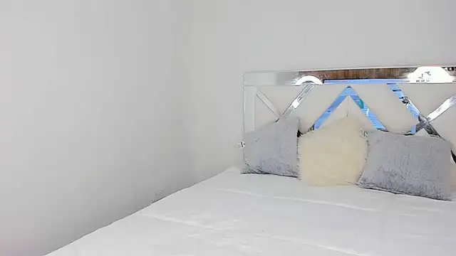 Snapshot of _violetadulce chatting on 30, 1, 2025  violetadulce online show from 30, 1, 2025