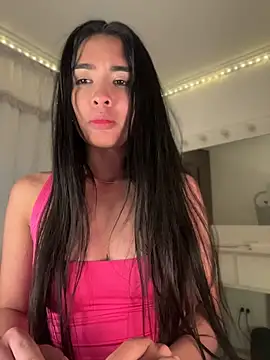 lina pink online show from 18, 5, 2026