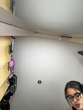 Snapshot of Karla-sexy01 chatting on 15, 1, 2025 Karla-sexy01 online show from 15, 1, 2025