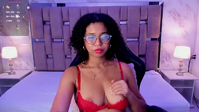 MilaHall  online show from 15, 3, 2025