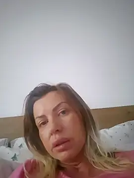 Snapshot of MiaDoll69 chatting on 17, 2, 2026 MiaDoll69 online show from 17, 2, 2026