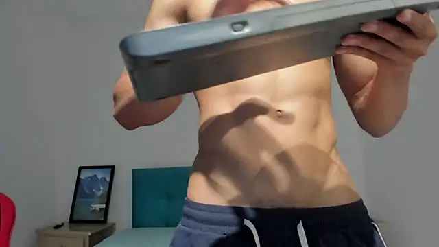 chriss jones1 online show from 21, 4, 2026