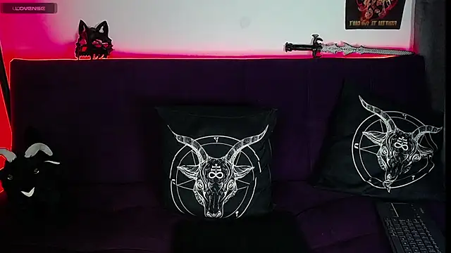 Snapshot of blckwolf_6 chatting on 24, 1, 2025 blckwolf 6 online show from 24, 1, 2025