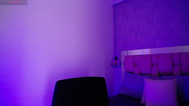 Snapshot of Roxie-Summers11 chatting on 22, 2, 2025 Roxie-Summers11 online show from 22, 2, 2025