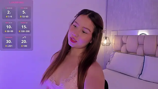 Snapshot of Roxie-Summers11 chatting on 9, 1, 2026 Roxie-Summers11 online show from 9, 1, 2026