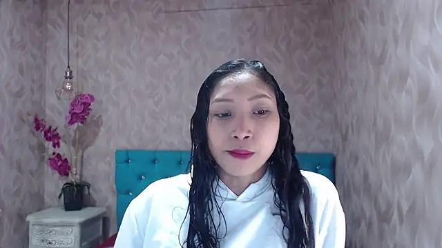 MadelineDoll online show from 13, 3, 2025