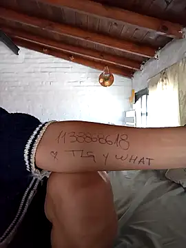 Snapshot of Viudanegraa chatting on 5, 11, 2025 Viudanegraa online show from 5, 11, 2025