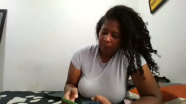 Ivon-09 online show from 6, 2, 2026