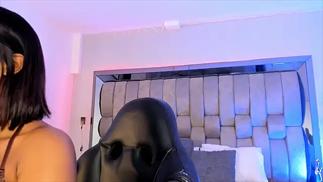 ChaynnaCooper online show from 8, 2, 2025