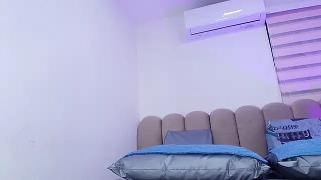 nicol f online show from 15, 3, 2026