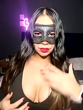 Snapshot of Ursa_sexy chatting on 4, 3, 2025 Ursa sexy online show from 4, 3, 2025