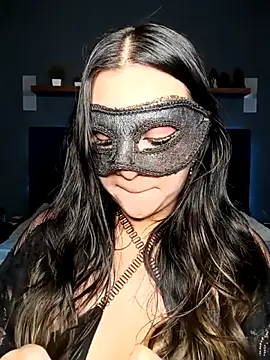 Snapshot of Ursa_sexy chatting on 5, 10, 2025 Ursa sexy online show from 5, 10, 2025