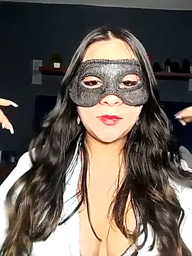 Snapshot of Ursa_sexy chatting on 10, 10, 2025 Ursa sexy online show from 10, 10, 2025