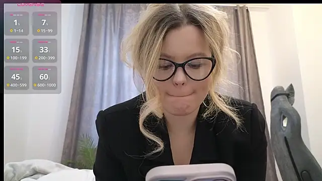 Milana15 online show from 3, 2, 2026