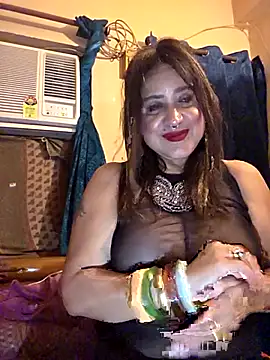 Snapshot of Hot_Queen77 chatting on 18, 7, 2026 Hot Queen77 online show from 18, 7, 2026