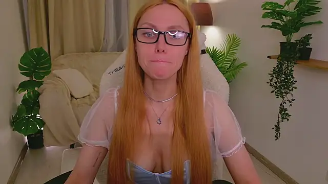 Snapshot of Love_Call chatting on 4, 7, 2026 Love Call online show from 4, 7, 2026