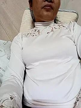 Snapshot of Lovepussyhair chatting on 11, 1, 2026 Lovepussyhair online show from 11, 1, 2026